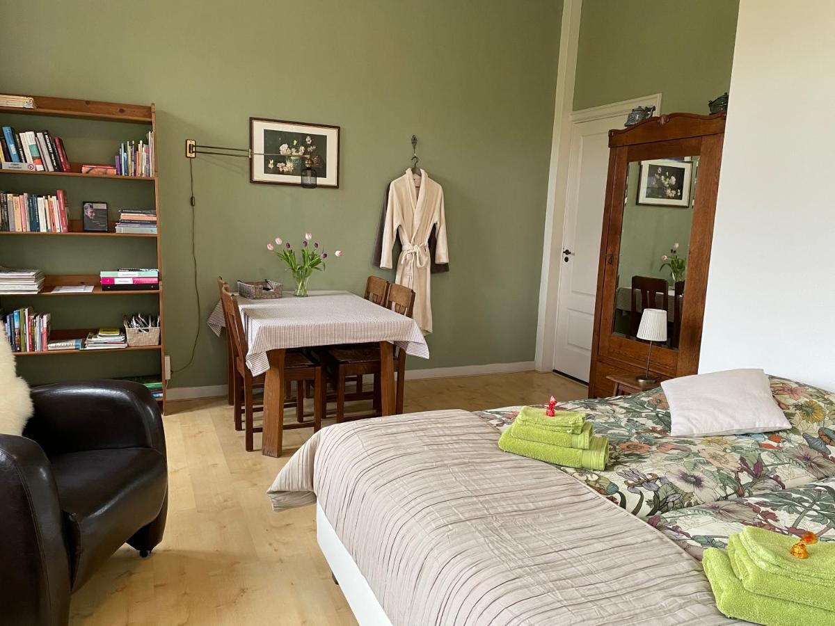 B&B De Zulthe โรเดิน ภายนอก รูปภาพ